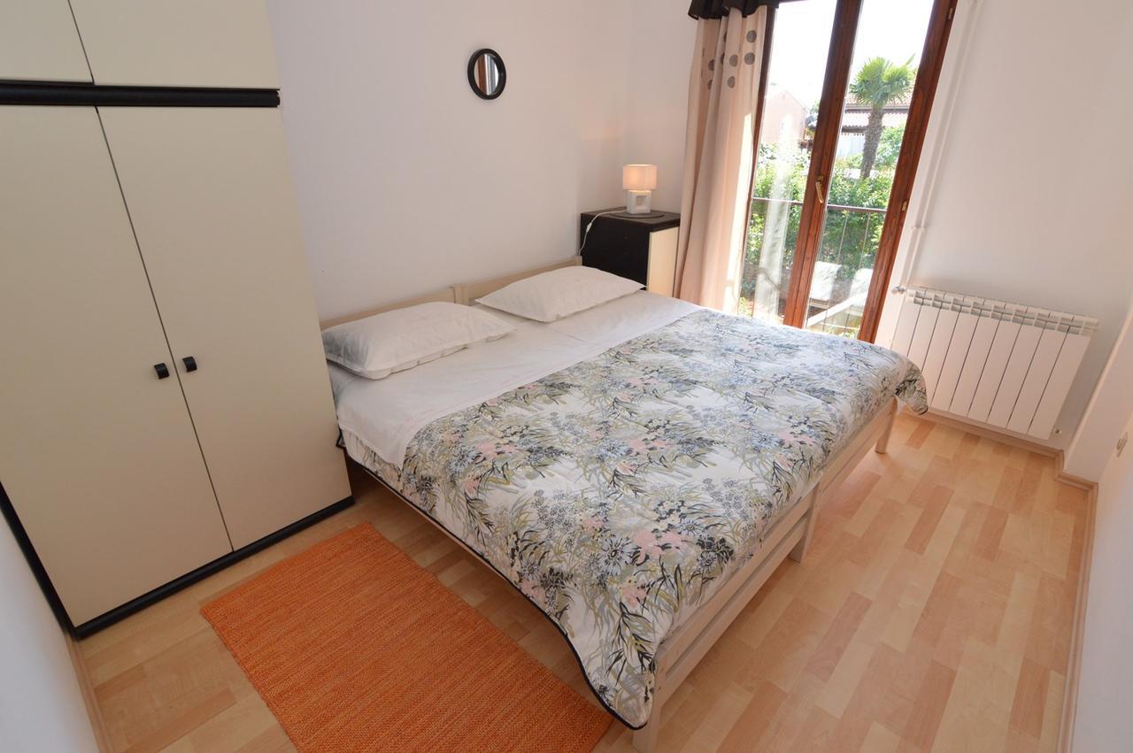 Apartments Mariza ポレッチ エクステリア 写真